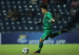 Video: Bùi Tiến Dũng cứu thua xuất thần, U23 Việt Nam may mắn thoát thua